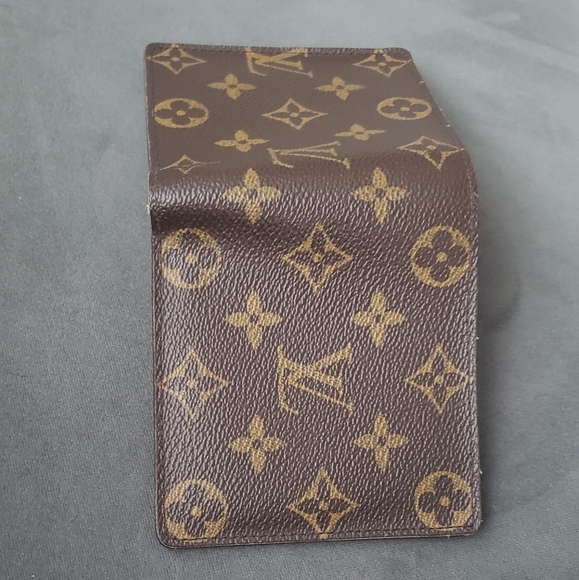 Louis Vuitton Monogram Marco Bifold Wallet - Picture 4 of 17